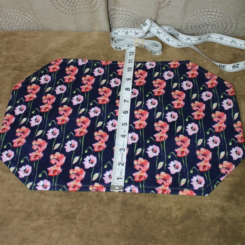 Hand-Crafted Reversible Table Linens - Picture 8 of 10